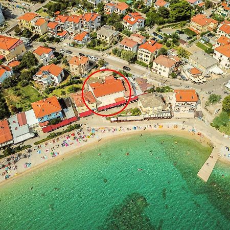Apartment Bojan With Terrace And Sea View Baska (Krk) Exterior photo