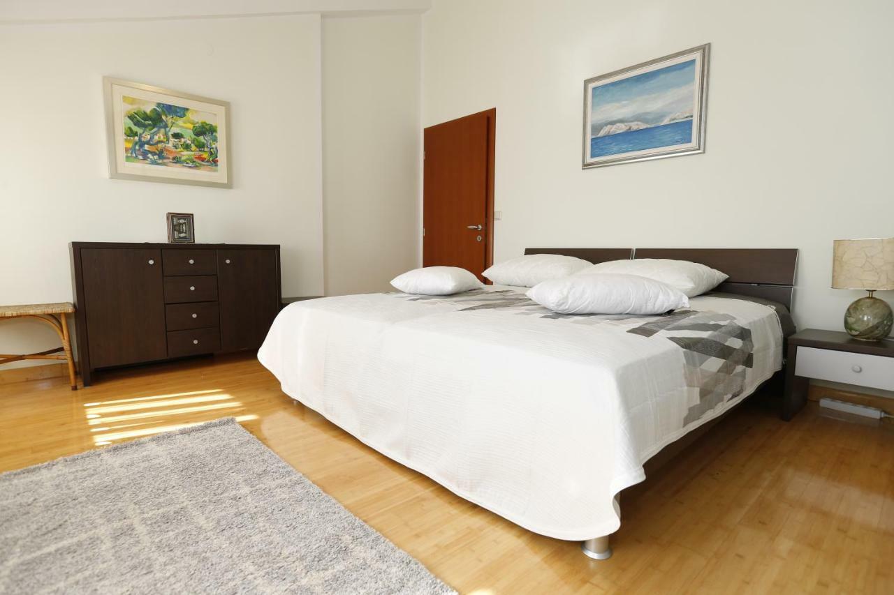 Apartment Bojan With Terrace And Sea View Baska (Krk) Exterior photo